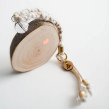 Carica l'immagine nel visualizzatore di Gallery, Dokidoki